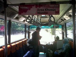 Tambahan Armada TransJ Lebih Penting Ketimbang Area Khusus Wanita