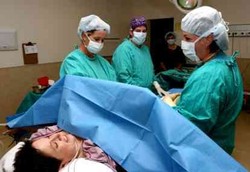 Operasi Caesar Agar Bayi Lahir di Tanggal Tertentu Diharamkan