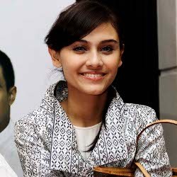 Zee Zee Shahab Ingin Peran Cewek Psycho