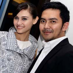 Warteg Bikin Zee Zee Shahab Cocok dengan Prabu Revolusi