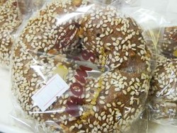 Empuk Wangi, Raisin Bread Tanpa Ragi Buatan Mom