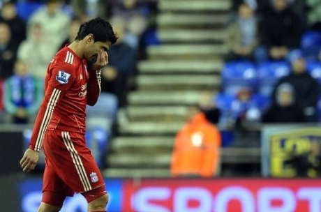 Reina: Suarez Tidak Rasis