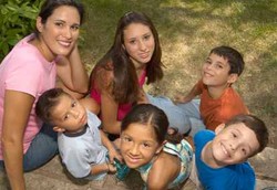 Benarkah Punya Banyak Anak Bisa Picu Kanker Serviks?