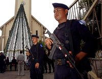 Jelang Misa, Gereja Dijaga Ketat