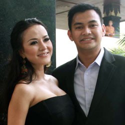 Pesta Lingerie, Konsep Resepsi Luar Biasa ala Cynthiara Alona