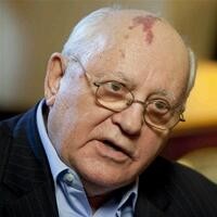 Gorbachev: Putin, Mundurlah!