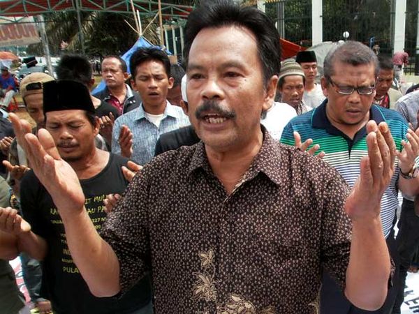 Salat Gaib untuk Korban Kekerasan Bima