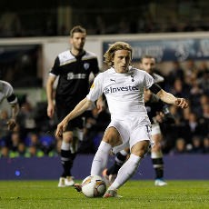 Ini Belum Setengah Jalan, Spurs