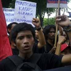 Mahasiswa Salahkan Polisi dalam Kasus Pertumpahan Darah di Bima