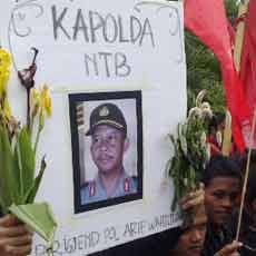 Mahasiswa Tuntut SBY Bertanggungjawab Dalam Insiden Bentrok di Bima