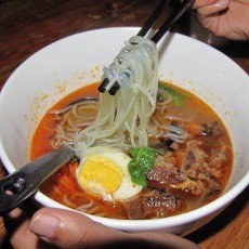 Cita Rasa Unik Ramen Iga Bakar