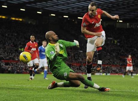 Berbatov Hat-trick, MU Hantam Wigan 5-0