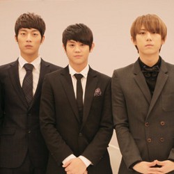 BEAST Konser di Indonesia 2012