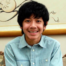 Emir Mahira, dari Lapangan Bola ke Panggung FFI