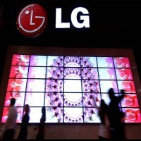 LG Siapkan Display OLED Terbesar di Dunia 
