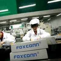 Foxconn Siap Jadi Pabrik Smartphone Terbesar