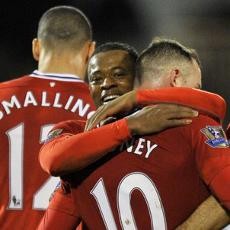 MU Kena Badai Cedera, Evra pun Khawatir