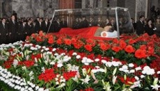 Pemakaman Kim Jong-il, Korut Suruh Pulang Warganya di Luar Negeri