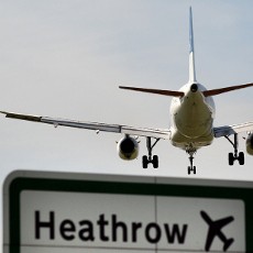 Asyik! Asuransi Delay Mulai Berlaku Januari 2012