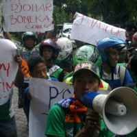 PSSI Pecat La Nyala Matalitti, Bonek Buru Bob Hippy di Garden Palace Hotel