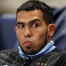 Corinthinas Akan Berupaya Keras Boyong Tevez