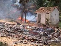  Pondok Syiah di Sampang Dibakar Massa, Dituding Sebar Aliran Sesat