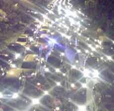 Polisi Larang Warga Rayakan Tahun Baru di Jembatan Suramadu