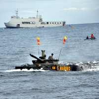 Marinir Latihan Tempur di Hutan Baluran dan Pantai Banongan Situbondo