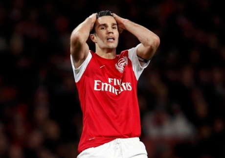 Van Persie Tak Tertarik dengan Rekor