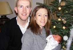 Bidan Lahirkan Bayi Sendiri Hanya dengan Bantuan Cermin Rias