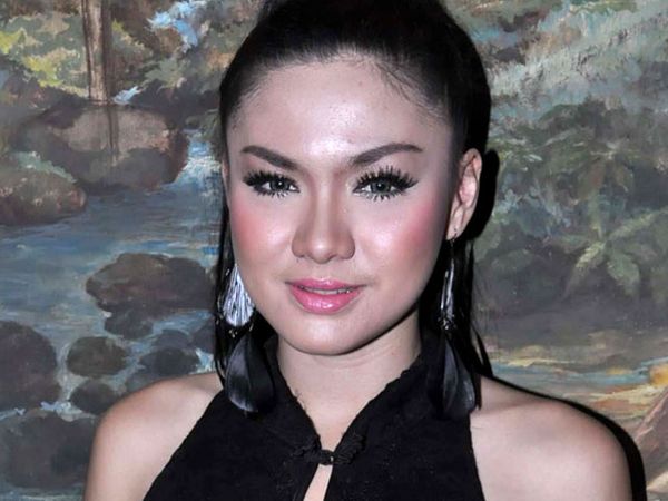 Vicky Shu Cantik, Tapi Masih Jomblo