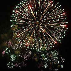 Pesta Makan Hingga Gypsy Flare Party Hiasi Malam Tahun Baru