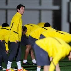 Gelar Latihan Terbuka, Barcelona Pasang Tarif