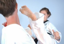 Rahang Patah Saat Berkelahi, Giginya Pindah ke Kaki