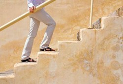 Sakit Kepala Setelah Naik Tangga Bisa Jadi Tanda Anemia