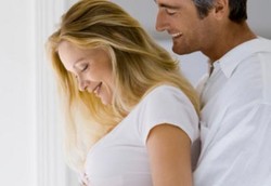 Cara Membangkitkan Gairah Bercinta Usai Melahirkan