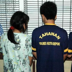 Pra Rekonstruksi Pemerkosaan Ros Digelar, Aida & Ros Tak Hadir