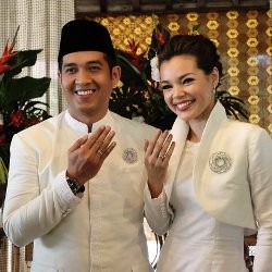 Dewi Sandra Nikah Ketiga Kali, Shandy Aulia Nikah Diam-diam