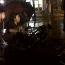 Motor Peserta Konvoi Tahun Baru Terbakar