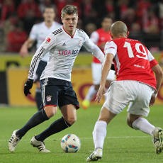 Pemain Didikan Bayern Tak Kalah dari Barca