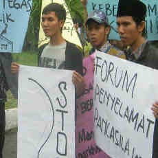 Forum Penyelamat Pancasila Jatim Desak Kapolda Usut Tuntas Kasus Sampang