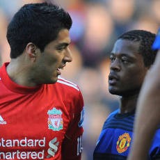 FA Menilai Kesaksian Evra Lebih Kuat daripada Bukti Suarez