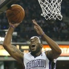 Knicks & Spurs Petik Kemenangan