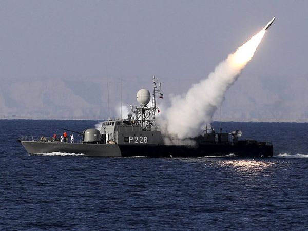 Iran Sukses Uji Coba Misil Jarak Jauh
