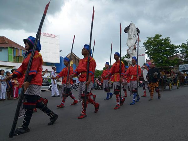 Karnaval HUT Kebumen ke-76