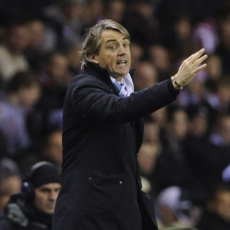 Mancini Tak Akan Hiraukan Mind Games Fergie