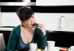 Asal Terencana, Ngemil Tak Akan Bikin Gemuk