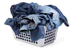 Mana Lebih Bau, Keringat Atau Jins yang Tak Dicuci 3 Bulan?