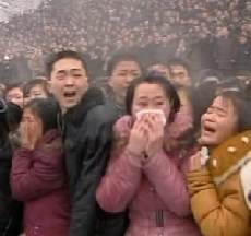 Warga Pelayat Kim Ternyata Dilarang Pakai Topi dan Sarung Tangan