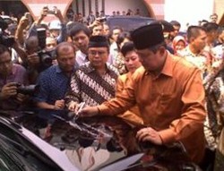 SBY Harusnya yang Pertama Pakai Esemka